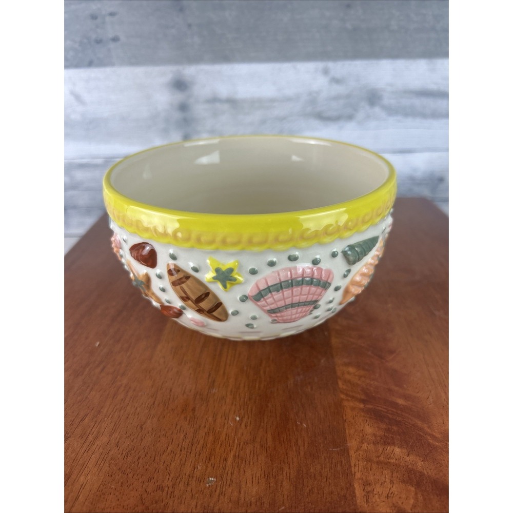 Temptations By Tara 1 QT Summer Shells Mixing/Serving Bowl - Beach Theme